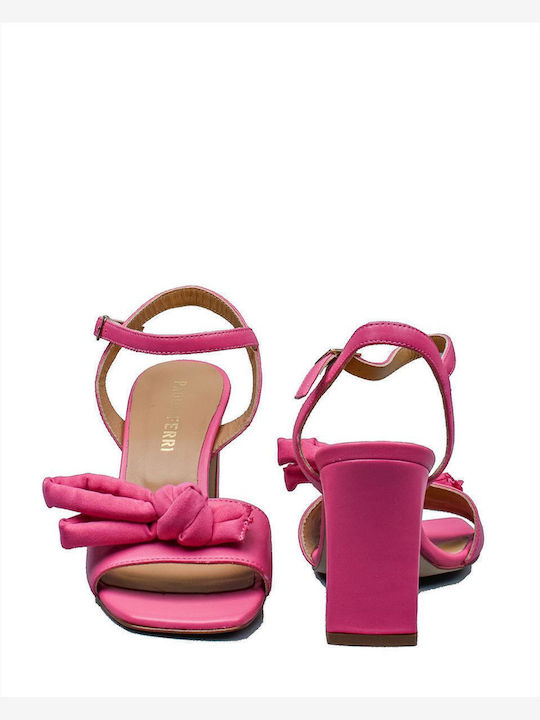 Leder Sandalen Fuchsie