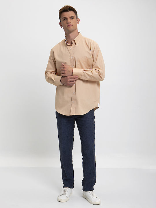 Button Down Comfort Fit Shirt in Salmon Winfield Light Orange