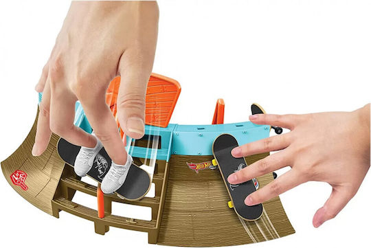 Hot Wheels Miniaturspielzeug HOT WHEELS PISTE SKATE STADIUM SKATEPARK für 5+ Jahre Jahre