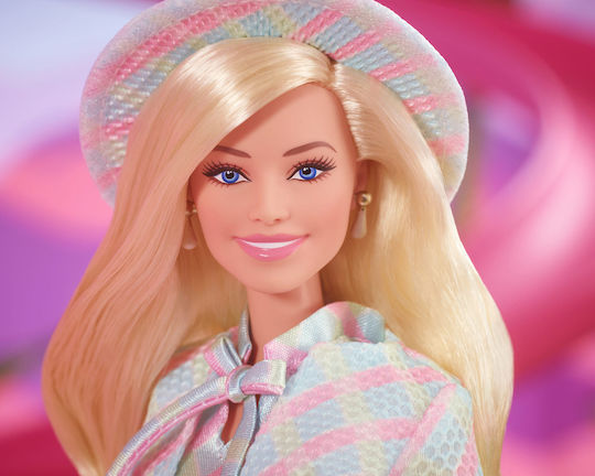 Barbie The Movie Margot Robbie in Plaid Matching Set Collectible Doll for 3+ years+ Years