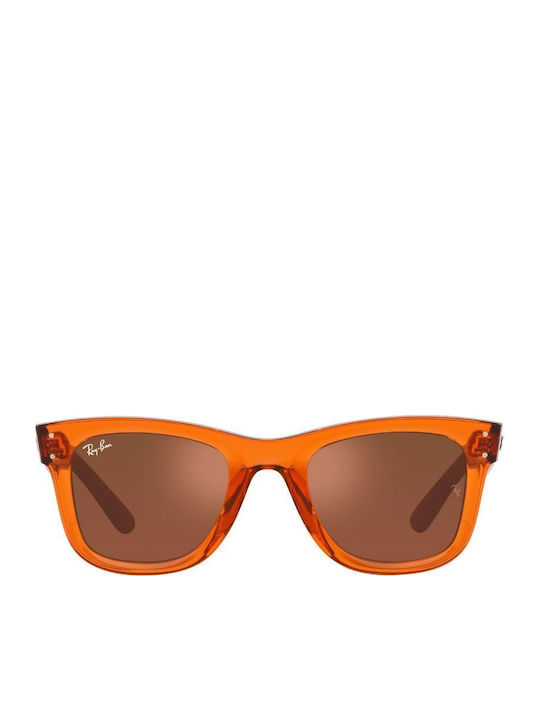 Ray Ban Wayfarer Reverse Unisex Sonnenbrille mit Orange Kunststoff Gestell und Braun Linse RBR0502S 6712GM