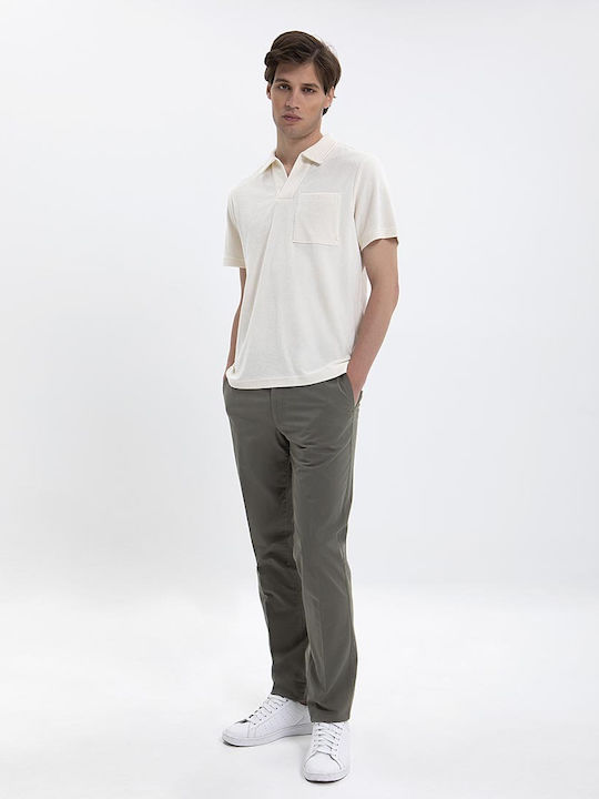 Vardas Chinos Modern Fit Vardas Λαδί translates to "Vardas Chinos Modern Fit Vardas Olive" in English