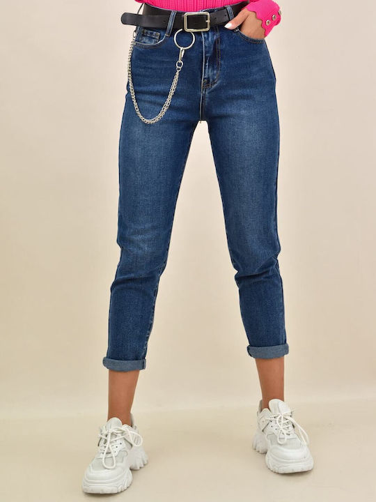 Damenjeans in Enger Passform