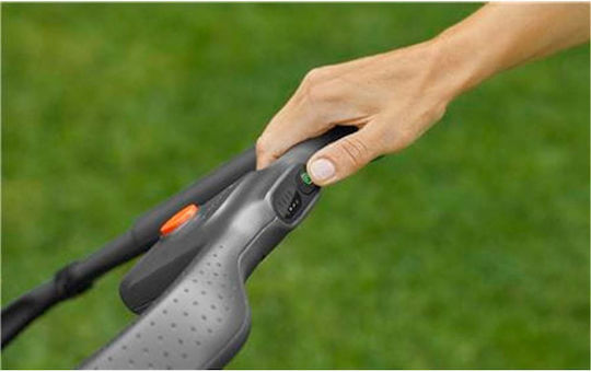 Gardena PowerMax 32/18V P4A Rasenmäher Batteriebetrieb 18V