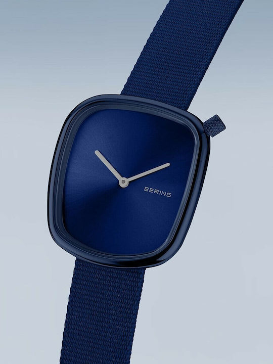 Bering Time Pebble Дамски Часовник 30мм Кварцов със Син Текстилен Каишка
