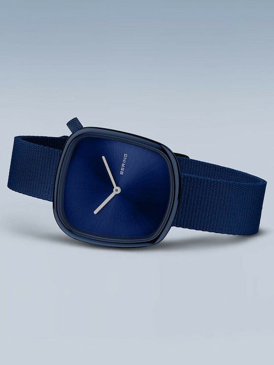 Bering Time Pebble Дамски Часовник 30мм Кварцов със Син Текстилен Каишка