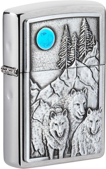 Zippo Wolf Pack und Moon Emblem Winddichtes Feuerzeug mit Flamme in Silber Farbe