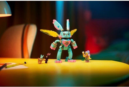LEGO DREAMZzz Izzie și Bunchu Iepurașul pentru Vârsta 7+