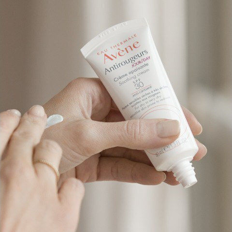 Eau Thermale Avène Antirougeurs Cream Face Day with SPF30 40ml