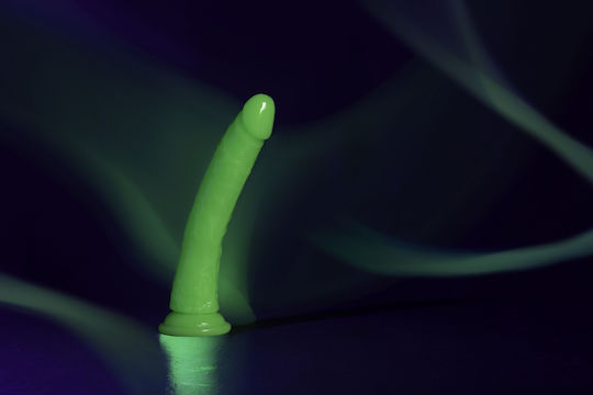 Shots Ρεαλιστικό Dildo με Βεντούζα Πράσινο 22.5cm