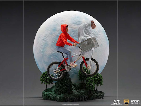Iron Studios E.T.: E.T. Elliot Figure height 27cm at Scale 1:10