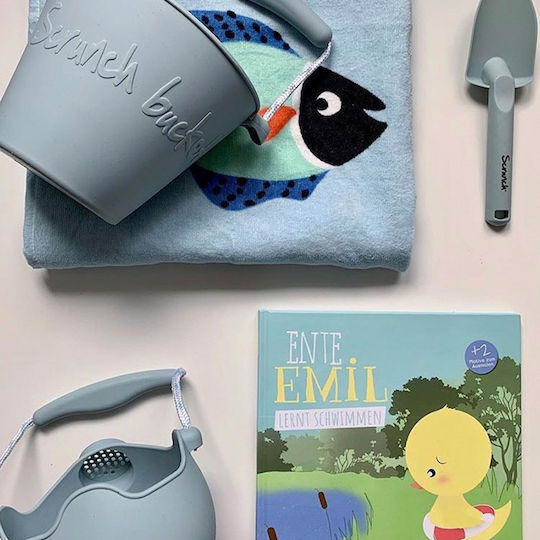 Scrunch Beach Bucket made of Silicone Blue Duck Egg Blue