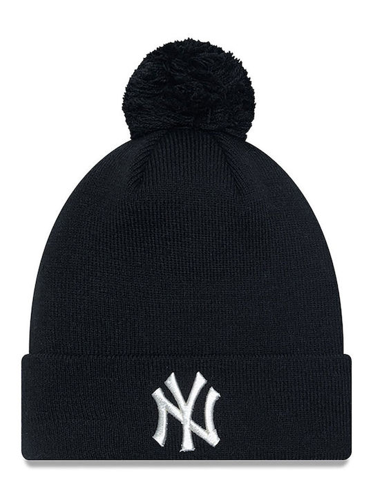 Pom Pom Beanie Unisex Beanie Knitted in Black color