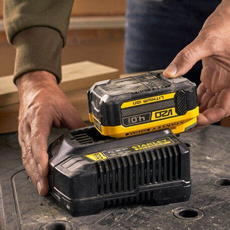 Stanley Werkzeugbatterie Lithium 20V mit Kapazität 4Ah Fatmax