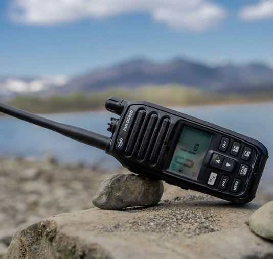 PNI DS890 Ασύρματος Πομποδέκτης VHF Marine 5W με Μονόχρωμη Οθόνη