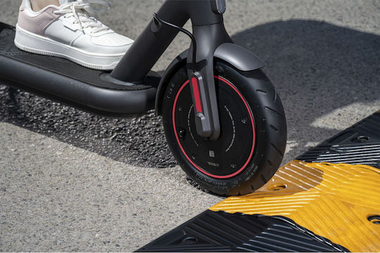 Xiaomi Scooter 4 Pro Електрически скутер с Максимална Скорост 25 км/ч и 45 км Автономия в Черен Цвят