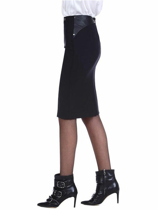 Relish High Waist Midi Skirt in Black color