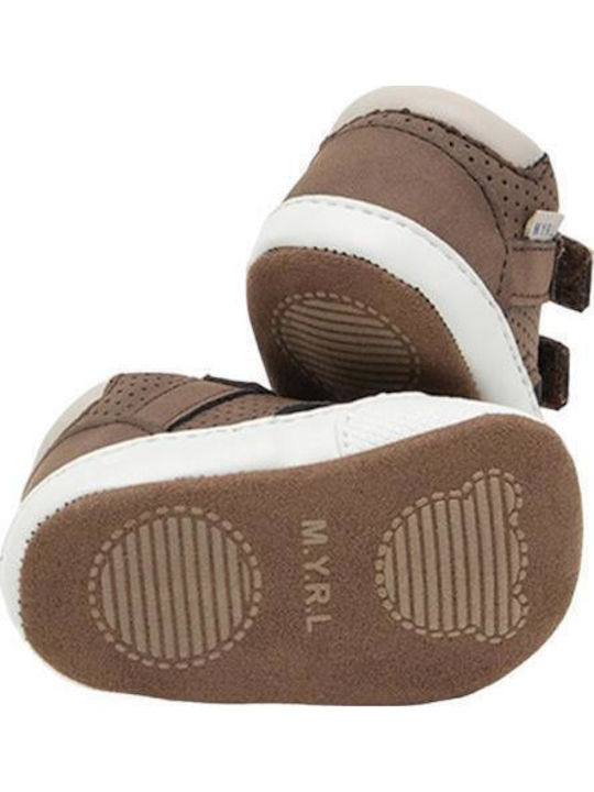 Mayoral Βρεφικά Sneakers Αγκαλιάς Καφέ