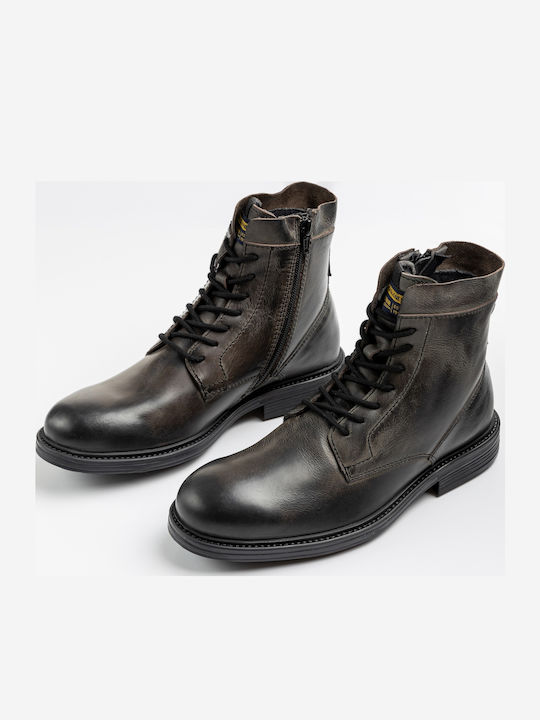 Black Boots