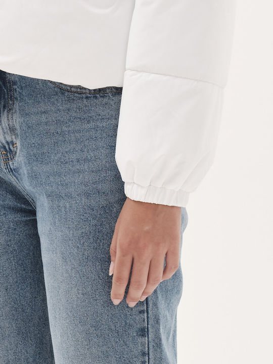 Women's Short Puffer Jacket for Spring or Autumn White