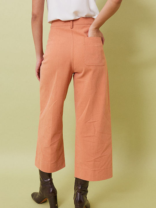 Grace & Mila Women's High-waisted Fabric Capri Trousers in Regular Fit Orange