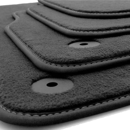 Set Covorașe Mocheta Suzuki Splash Negru Linie de Lux Cusături Gri Fabricat în Grecia Set de 4 Bucăți