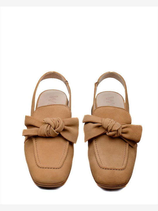 Women's Flat Sandals in Beige Color