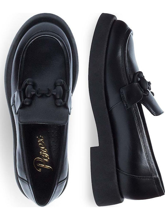 Women's Moccasins in Black Color