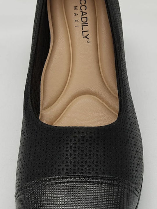 Women's Moccasins in Black Color