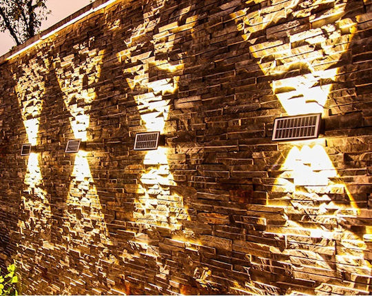 Montat pe perete Lampă Solară 2.5W cu Alb Cald Lumină IP65