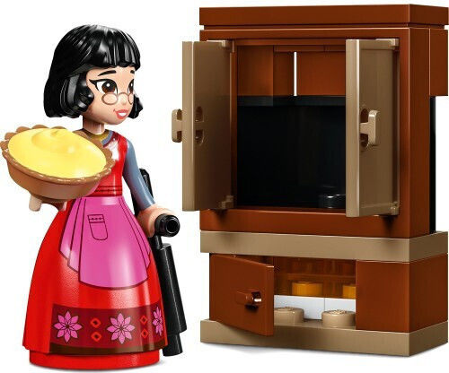 LEGO Castle King Magnifico's Castle for 7+ Years 613 Pieces
