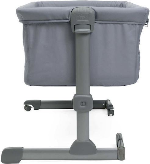 Chicco Wiege Next2Me Essential mit Matratze, Seitlicher Öffnung und Rädern Stone Re Lux