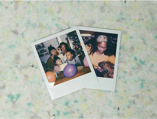 Polaroid Color 600 Instant Film (5x8 Exposures)