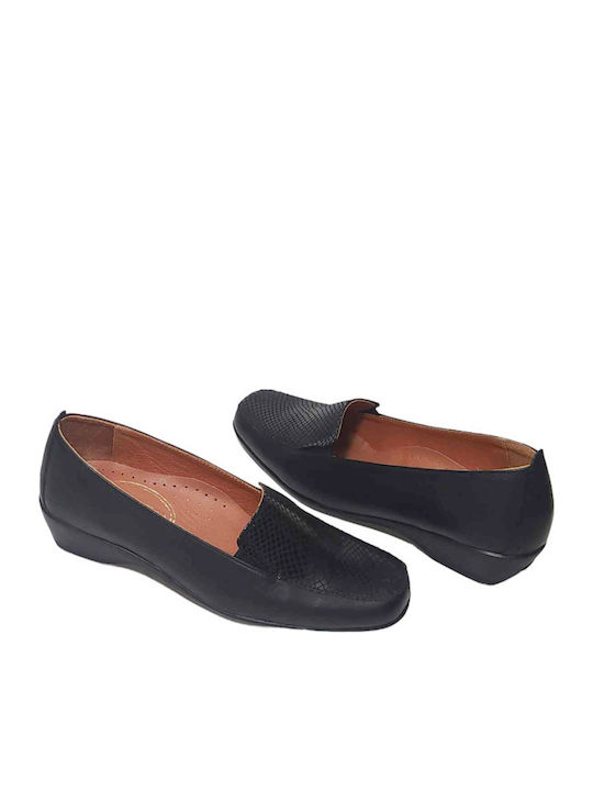 Leather Women's Moccasins in Black Color