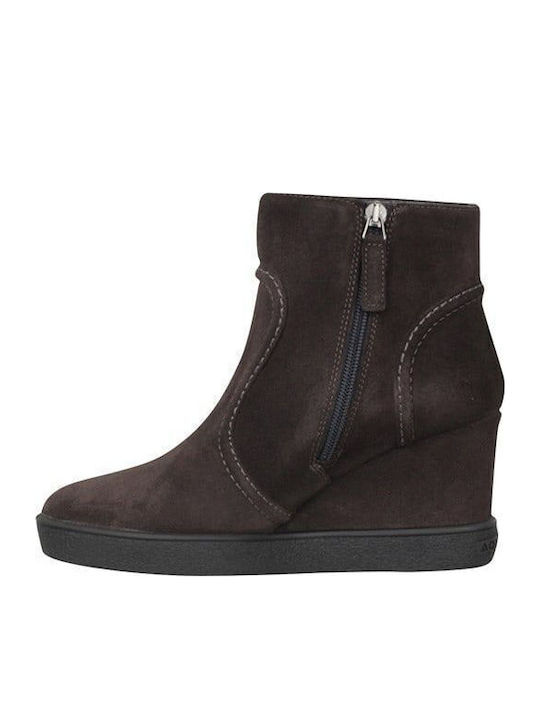 Women's Suede Platform Boots Brown