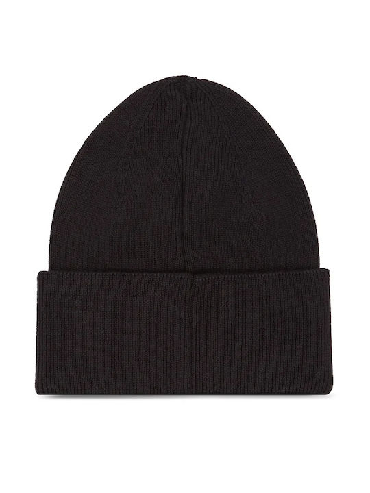 Calvin Klein Beanie Beanie with Rib Knit in Black color