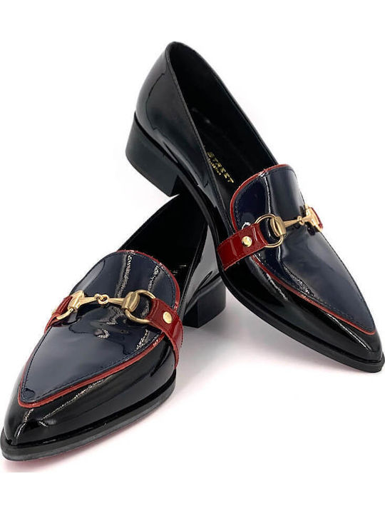 Patent Leather Women's Moccasins in Black Color