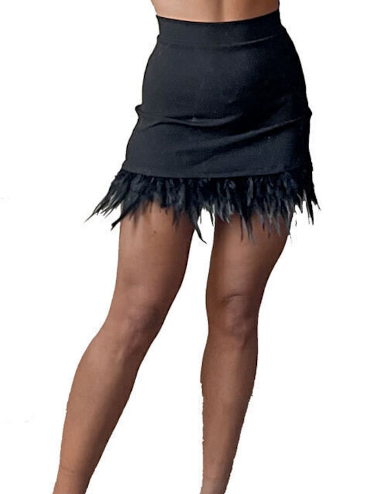 Chica High Waist Mini Skirt in Black color