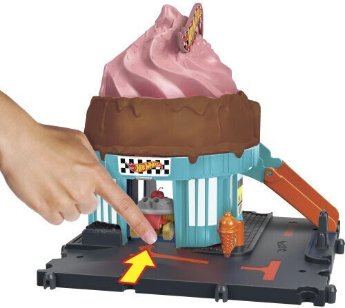 Hot Wheels City - Downtown Garage Ice Cream Swirl 1:64 for Ages 8+