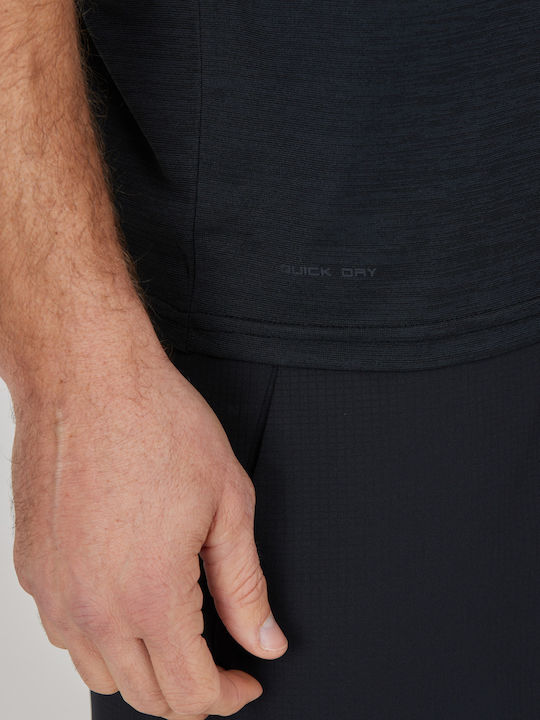 Athletic T-shirt Black.