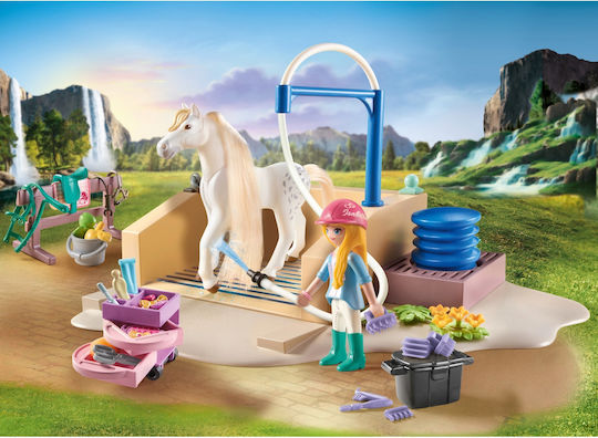 Playmobil Horses Of Waterfall Isabella & Lioness With Washing Area for 5-12 years old