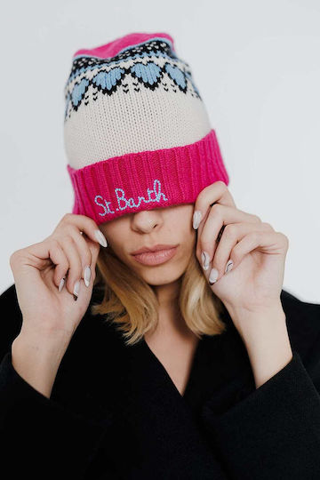 Beanie Unisex Beanie Knitted in Fuchsia color