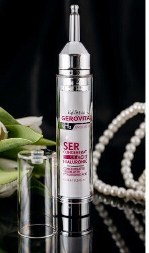 Gerovital H3 Evolution Moisturizing & Anti-aging Serum Face with Vitamin C & Hyaluronic Acid for Radiance 10ml