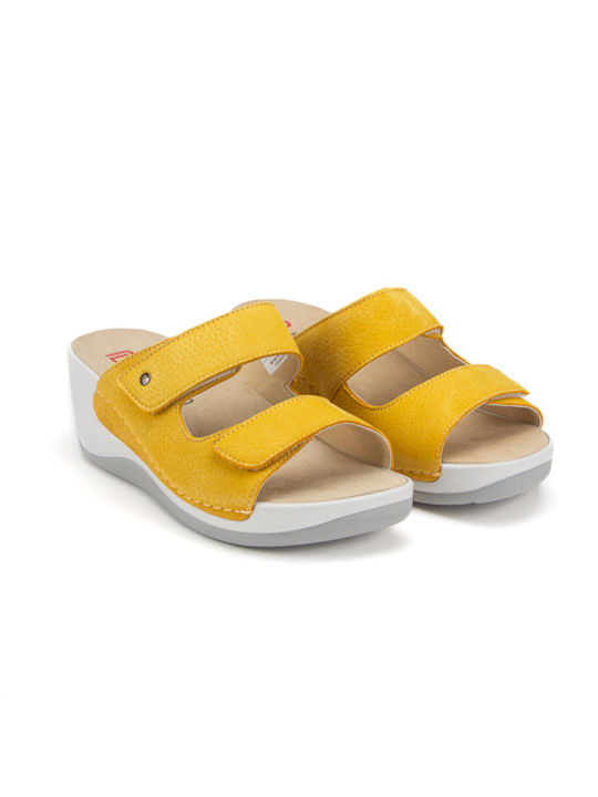 Berkemann Women's Platform Shoes Yellow