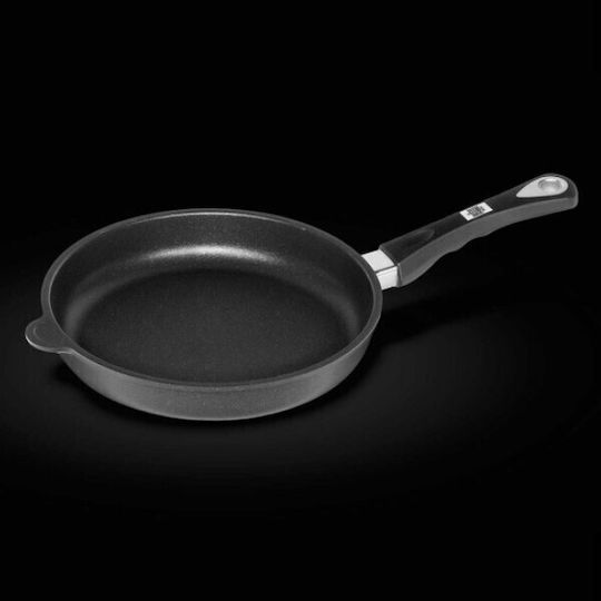 AMT Gastroguss Pan made of Aluminum with Non-Stick Coating 24cm