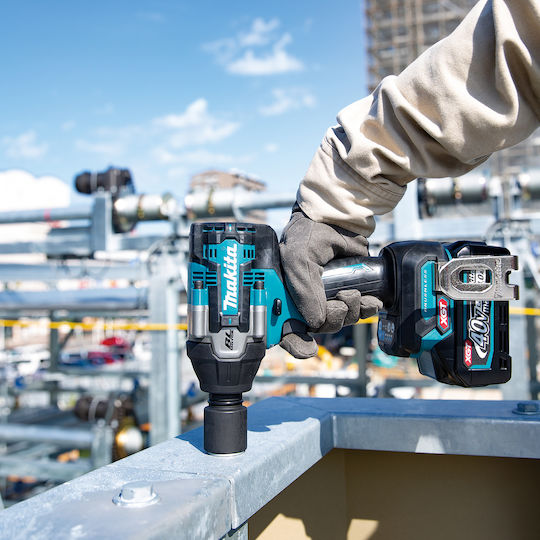 Makita XGT Brushless Impact Wrench Battery 40V Solo with Socket 3/4"