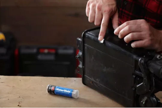 Епоксидно Лепило Два Компонента J-b Weld Waterweld Epoxy Putty 57гр Бяло
