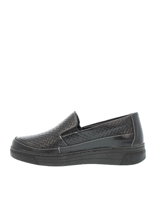 Women's Moccasins in Black Color