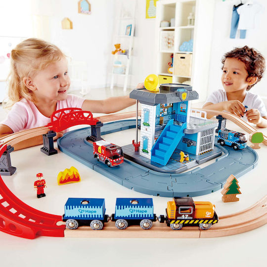 Hape Train and Emergency Services Сет с Влакче от Дърво за 3+ години+ Години