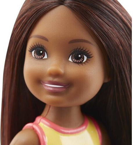 Barbie Beach Doll Κούκλα Chelsea Popsicle Swimsuit για 3+ Ετών 15εκ.